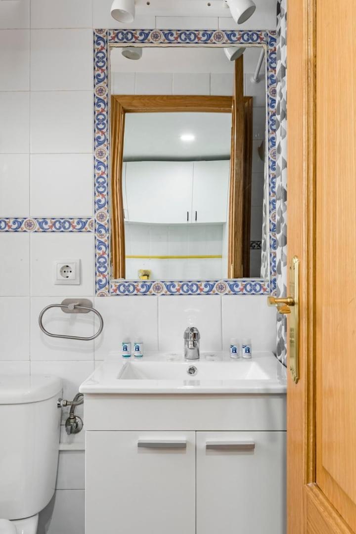 Guestready - Cozy Studio In Madrid'S Heart Bagian luar foto