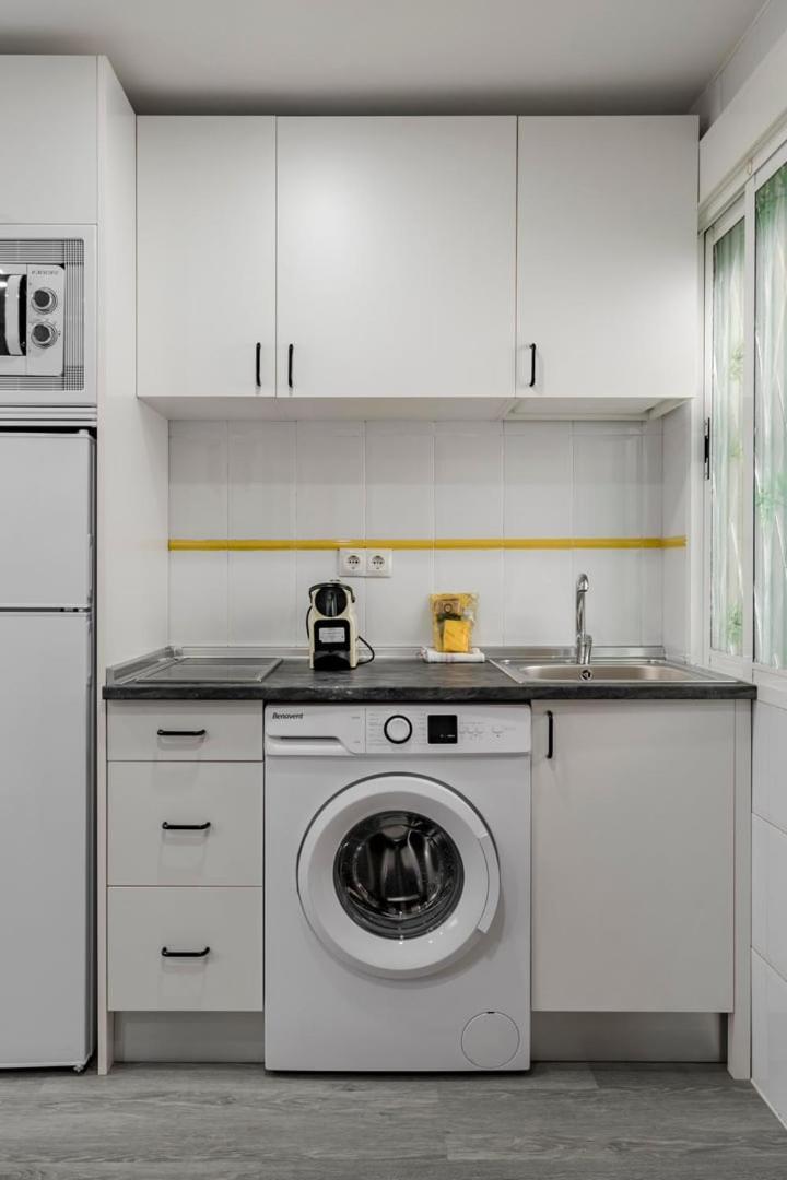 Guestready - Cozy Studio In Madrid'S Heart Bagian luar foto