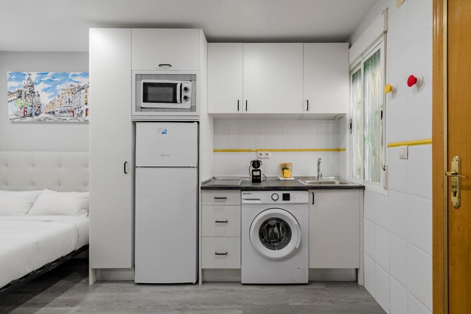 Guestready - Cozy Studio In Madrid'S Heart Bagian luar foto