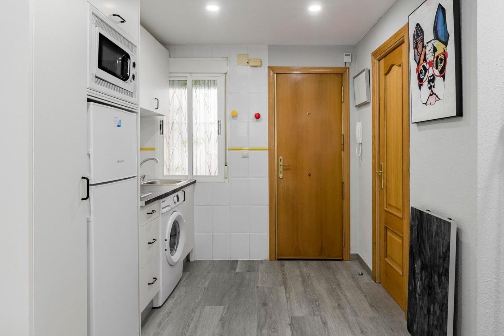 Guestready - Cozy Studio In Madrid'S Heart Bagian luar foto